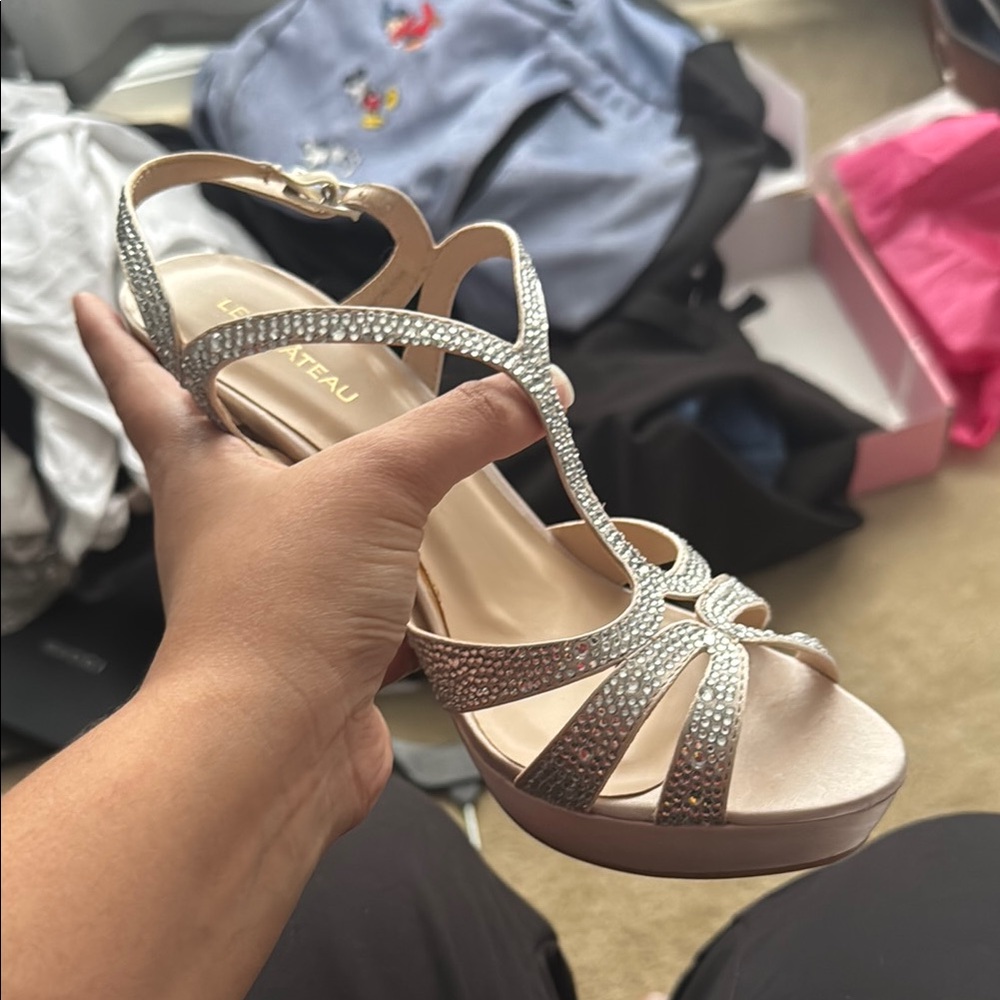 Le Chateau Women's Silver Strappy Sandals